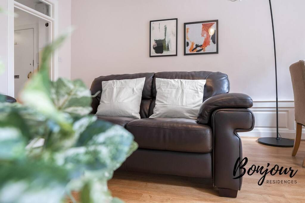 Monge Suite Old Town 2Br-1Ba, Near Royal Mile By Bonjour Residences Edynburg Zewnętrze zdjęcie